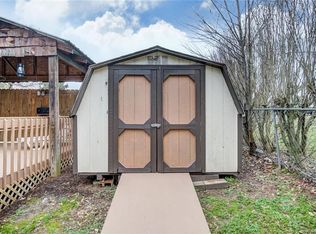 4613 Country Meadows Dr, Gastonia, NC 28056