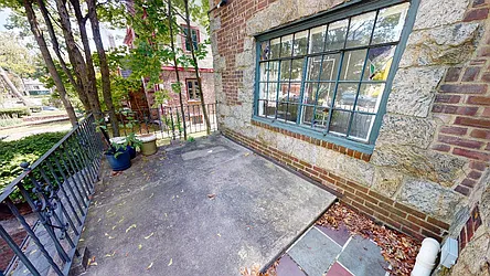 Rented by Metro Garden Realty NYC