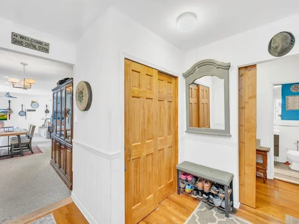 9201 Shore Road image 17 of 30