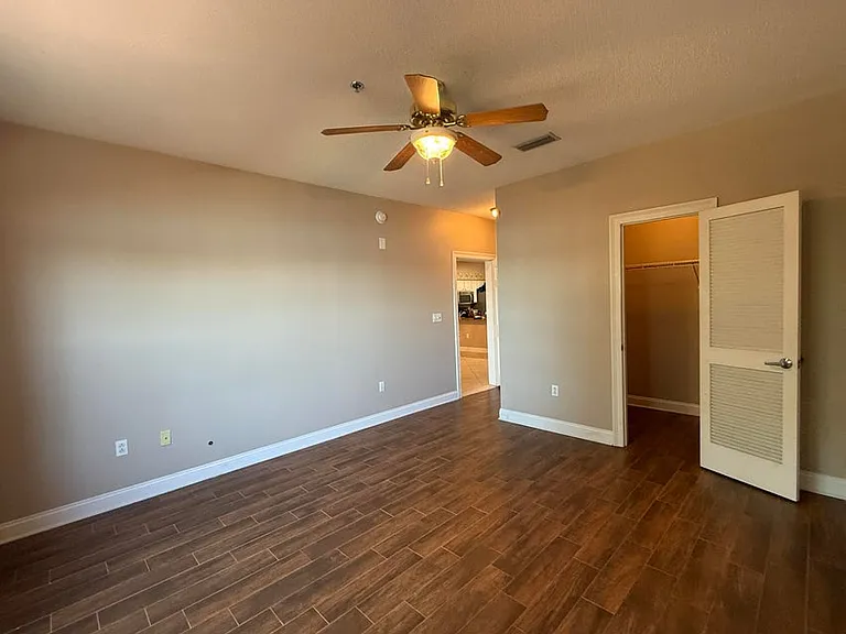 5 Laguna St #104 — Photo 13