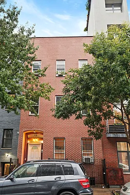 Rented by Compass | media 23