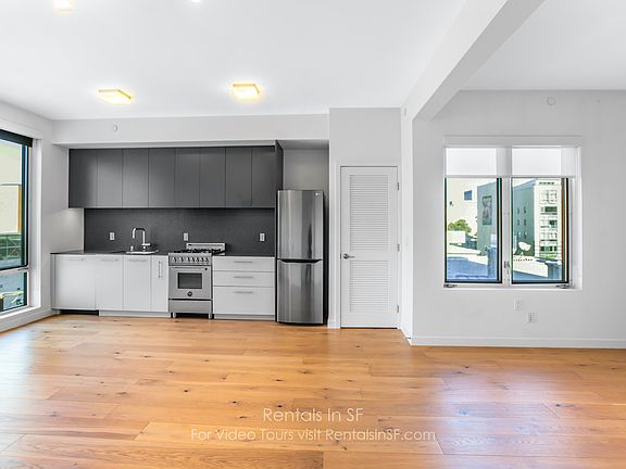 5th image of 11 Franklin St Unit 504