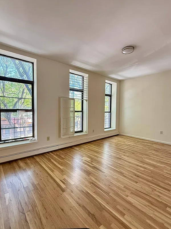 474 Myrtle Avenue 2