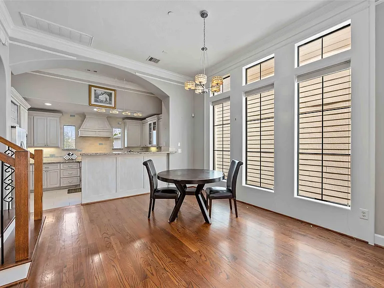 328 Bomar St — Photo 13