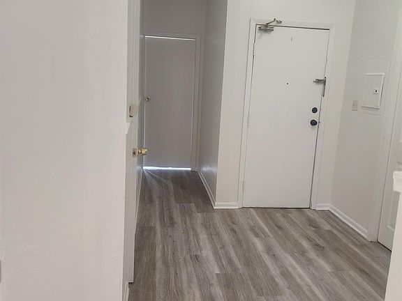 4th image of 149 Lewis St #1A