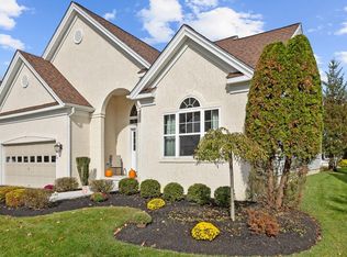 59 Huxley Cir, Marlton, NJ 08053