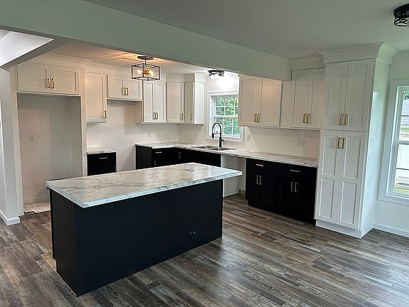 5th image of 34 Country Ln