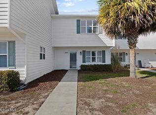 8821 Janell Ct, Emerald Isle, NC 28594