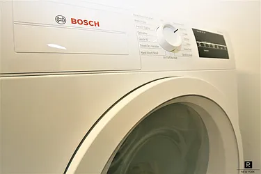 Rented by R New York