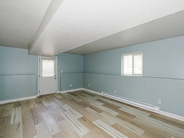 9062 S Daybreak Dr — Photo 6