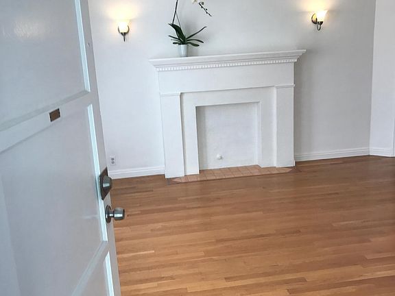 Large Living Room, Oak Floors
