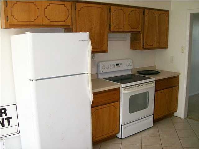 1st image of 218 Oakdale Ave