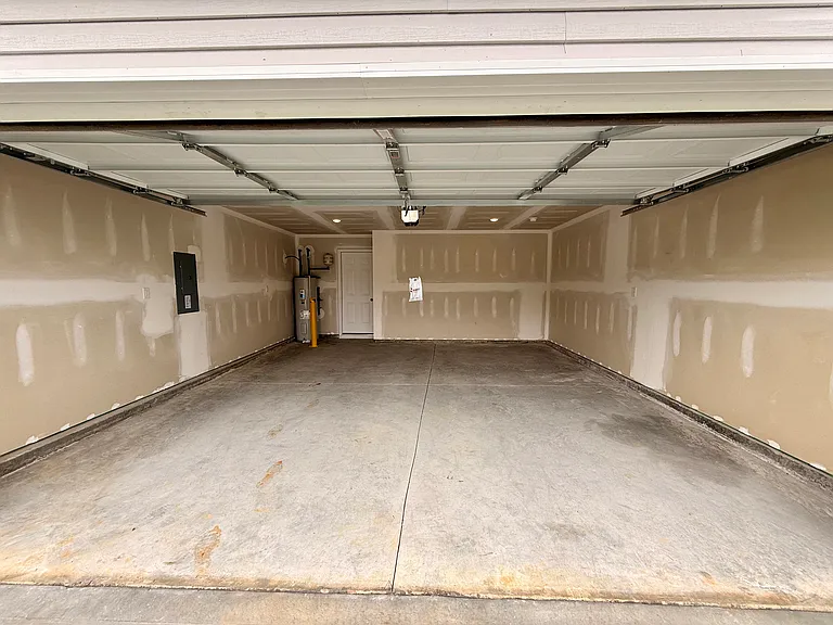 6837 Beeler Rd — Photo 19