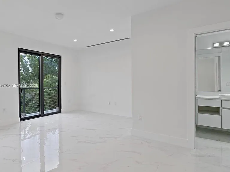 3374 Perry Frow Dr #33 — Photo 12