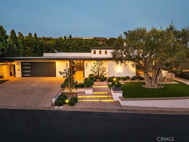 17 Monarch Bay Dr — Photo 8