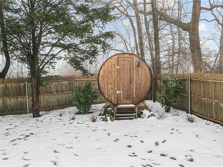161 Mitchells Ln — Photo 28