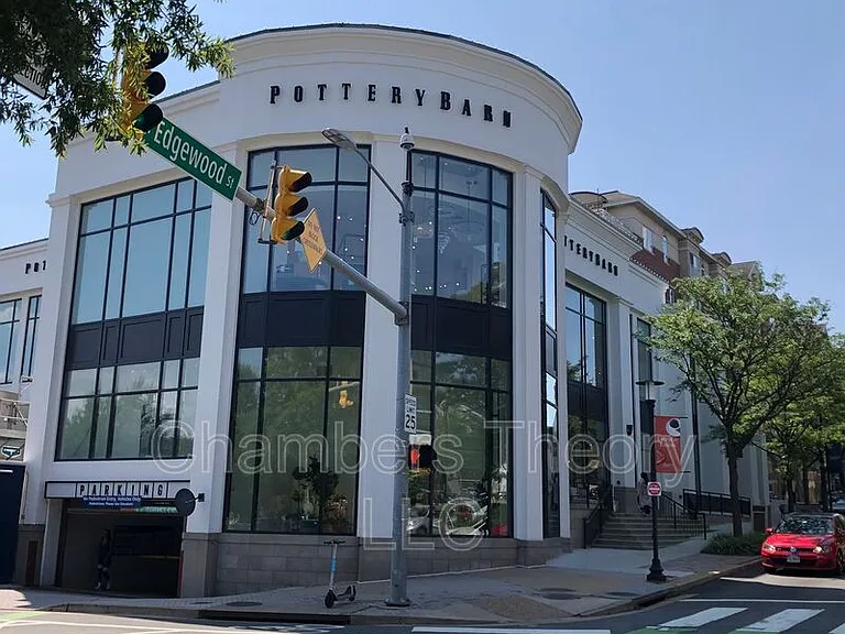 2400 Clarendon Blvd #201 — Photo 17