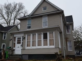 284 3rd St NW, Barberton, OH 44203