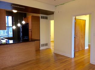 1952 W George St #2, Chicago, IL 60657