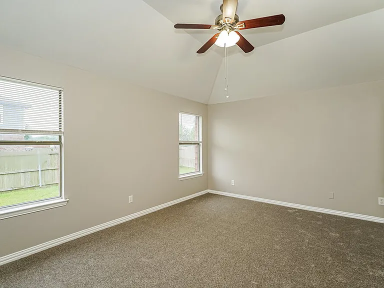 140 Ringneck Dr — Photo 8