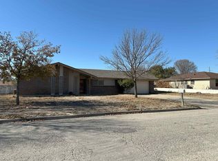 105 John Glenn Dr, Del Rio, TX 78840