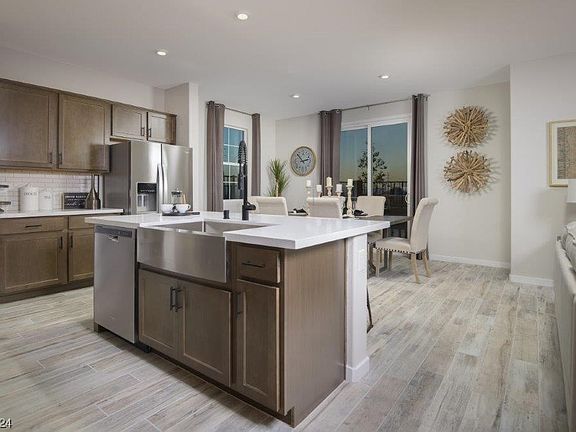 3rd image of 10922 Fennel Ave Lot 202