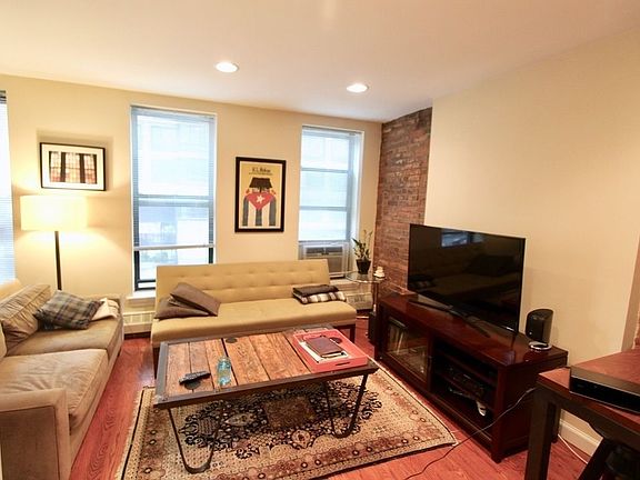 2nd image of 573 Vanderbilt Ave #2R