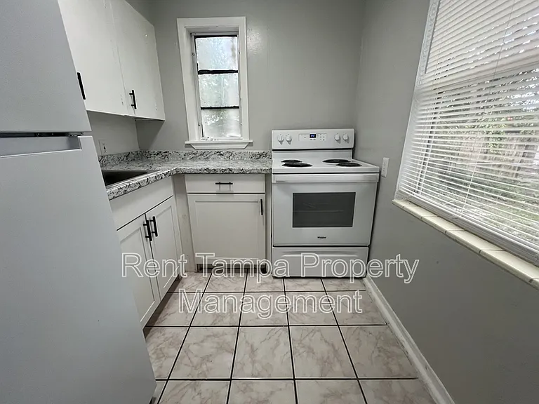 4801 10th Ave S #1/2 — Photo 3