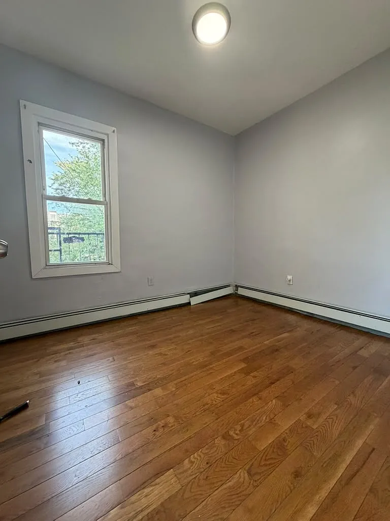 164 Delaware Ave — Photo 4
