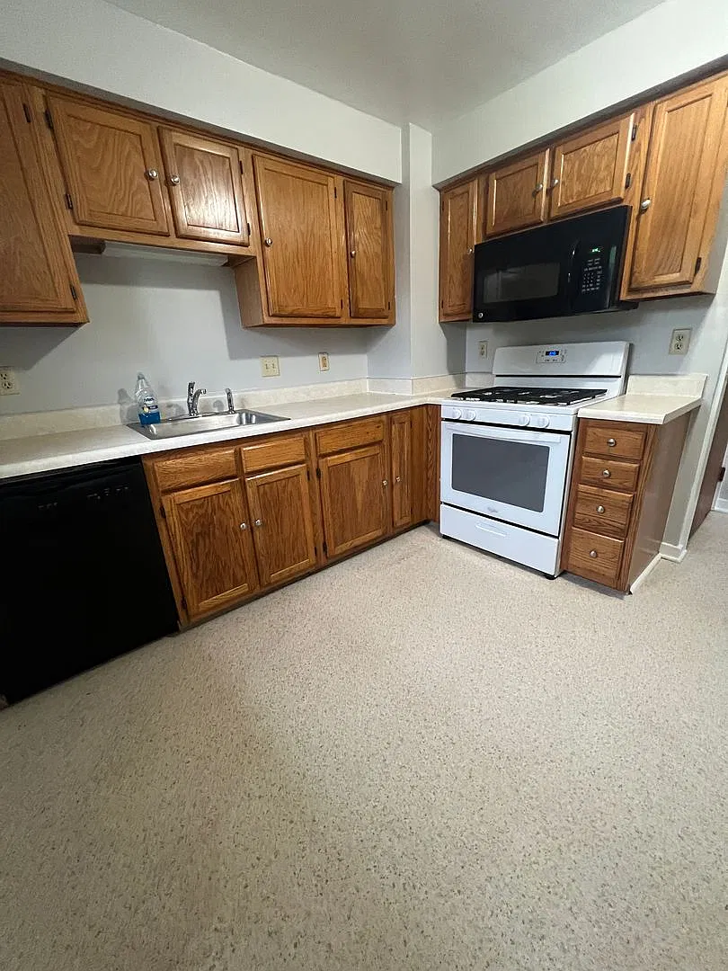 716 Cranberry Street — Photo 3
