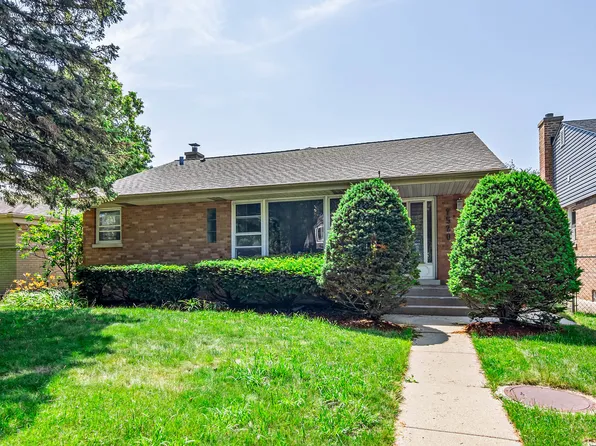 7520 Lowell Ave, Skokie, IL 60076