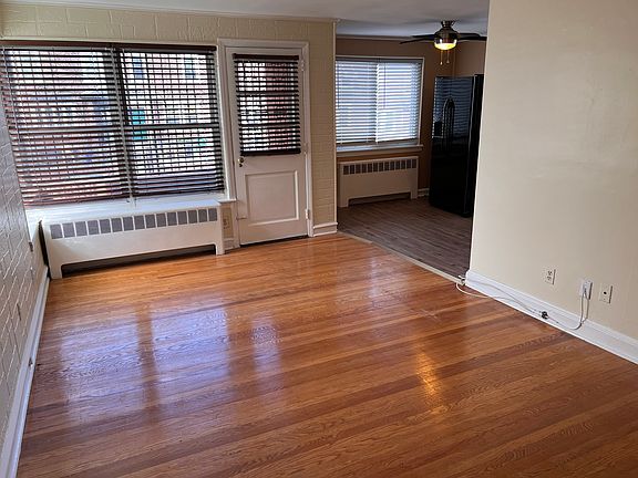 Living Room & Eat-in Kitchen