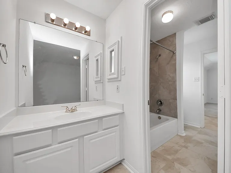 4230 Waterwood Dr — Photo 23