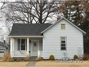 817 Randle St photo 1