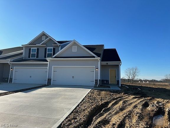 2nd image of 1221 Elowen Way