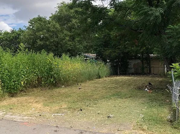 811 Torreon St, San Antonio, TX 78207