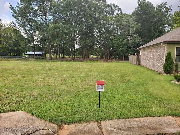 Front Lot View
