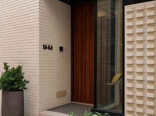 1646 Carlton St, Philadelphia, PA 19103