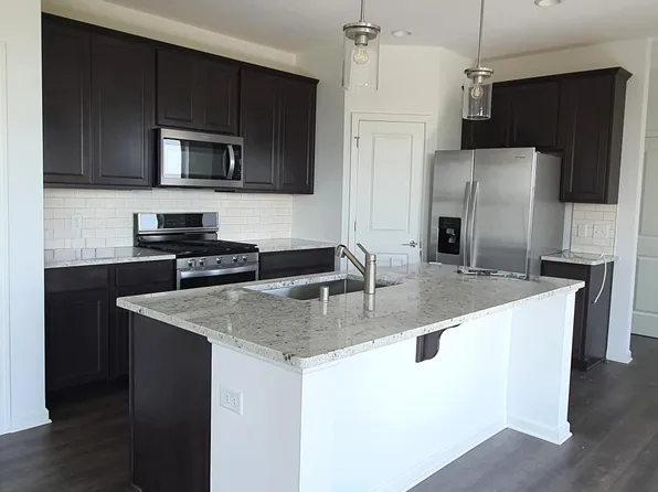 4022 112th Cir NE, Blaine, MN 55449