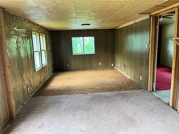 4th image of 2302 Hunter Rd