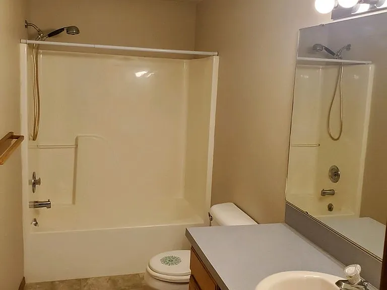 5905 Cherokee Loop SE — Photo 14