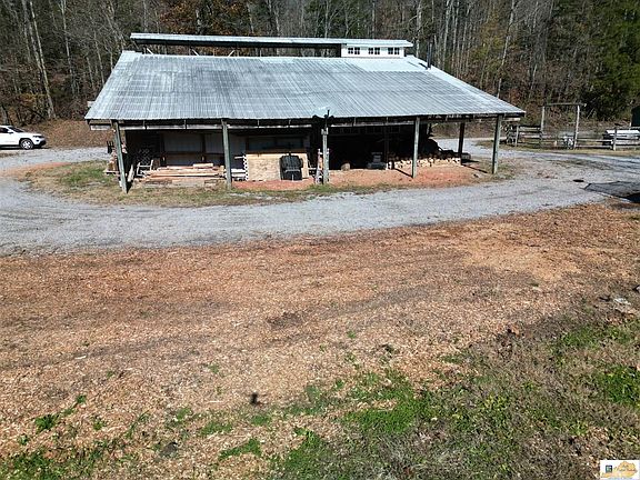 5th image of 251 Crocus View Rd