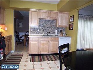 5th image of 9 Woodvale Dr
