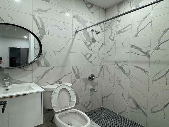 5th image of 260 Wyckoff Ave APT 2R