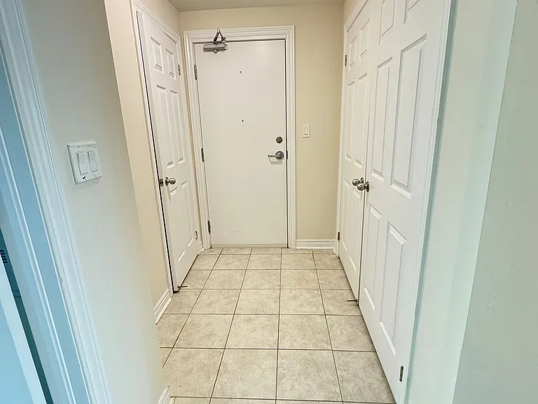 1 Eaton Park Ln #14 — Photo 14