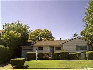 5th image of 19 Diamond Dr