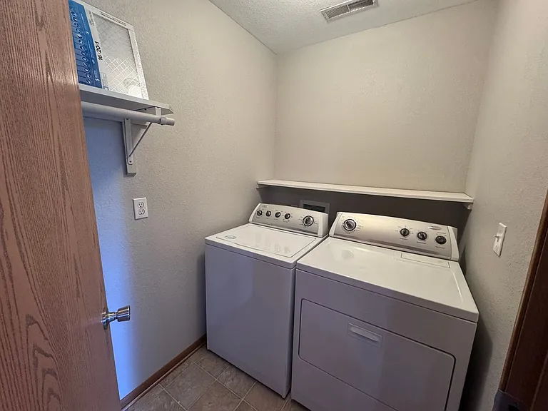29 Boone Crossing Dr — Photo 11
