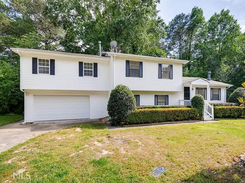 1st image of 592 Westchester Cir
