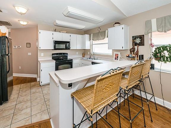 3rd image of 1151 Mainsail Dr