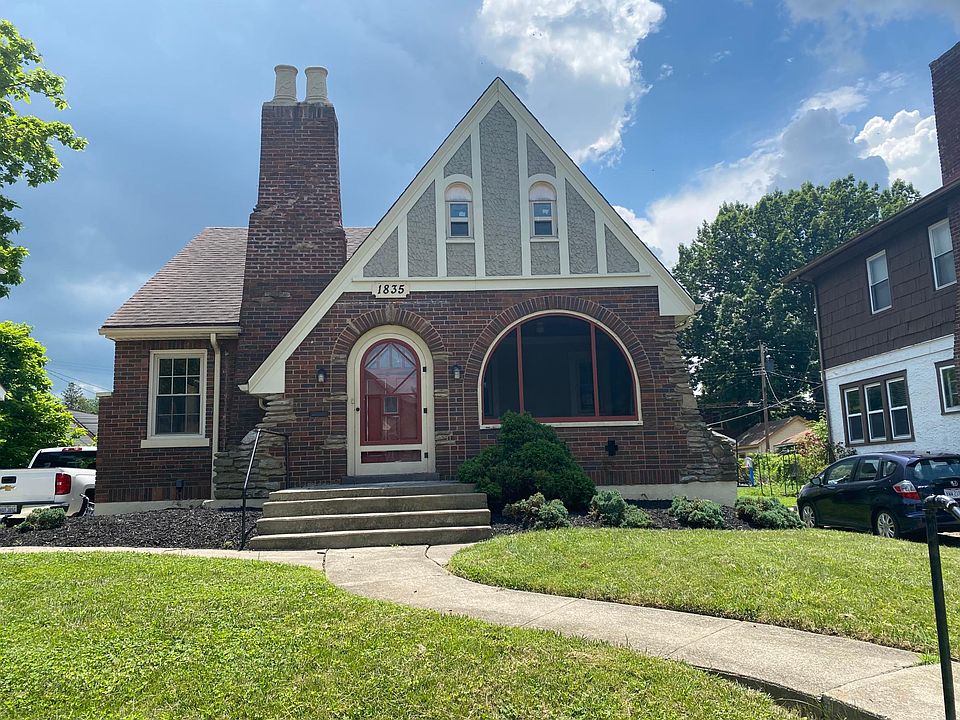 1st image of 1835 Avonlea Ave